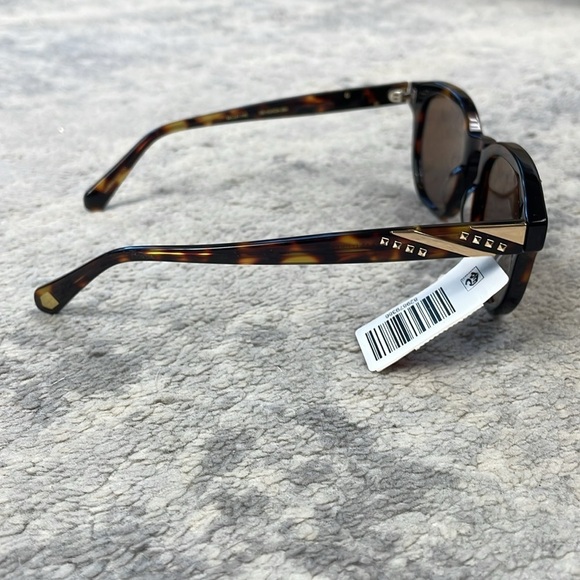 New Coco and Breezy Acacia Tortoise 204 Studded Sunglasses Brown - Picture 5 of 16